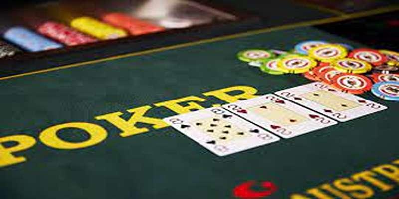 Giới thiệu về Omaha poker và tầm quan trọng của kinh nghiệm chơi