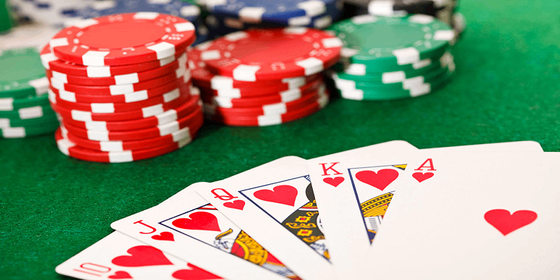 Lời Khuyên và Bí Quyết Chinh Phục Đấu Trường Poker Trên DAGA88
