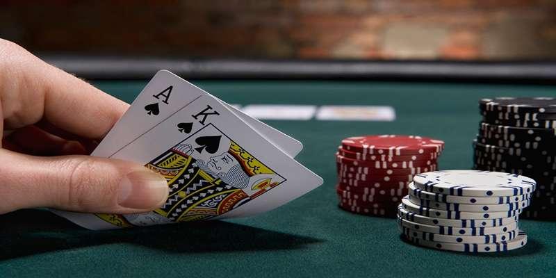 Tại sao chọn DAGA88 để chơi poker online?